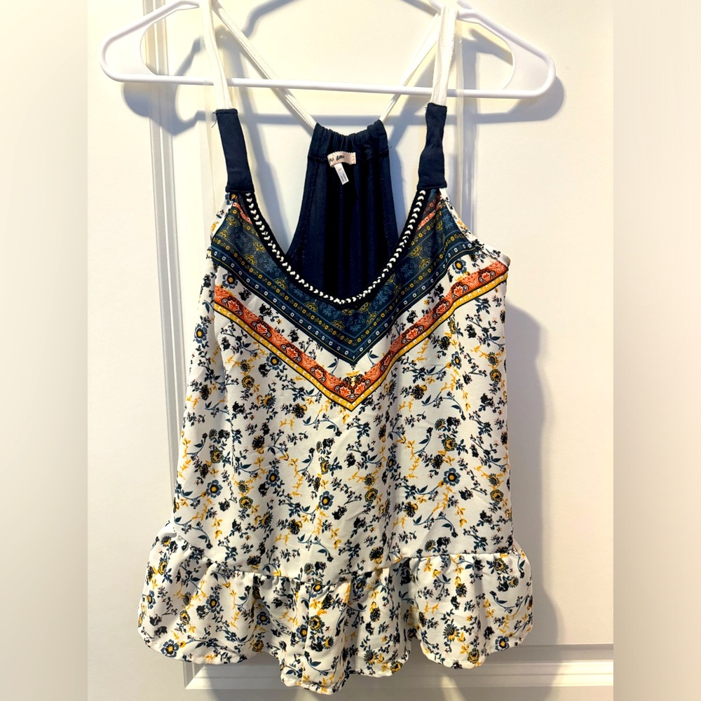 Francesca’s women’s small Mi Ami v neck Halter tank